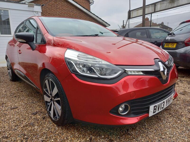 RENAULT CLIO
