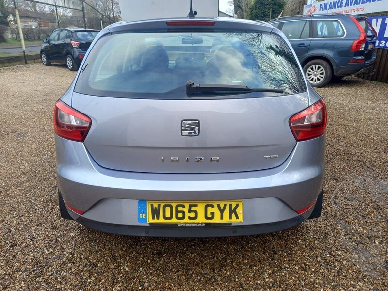 SEAT IBIZA