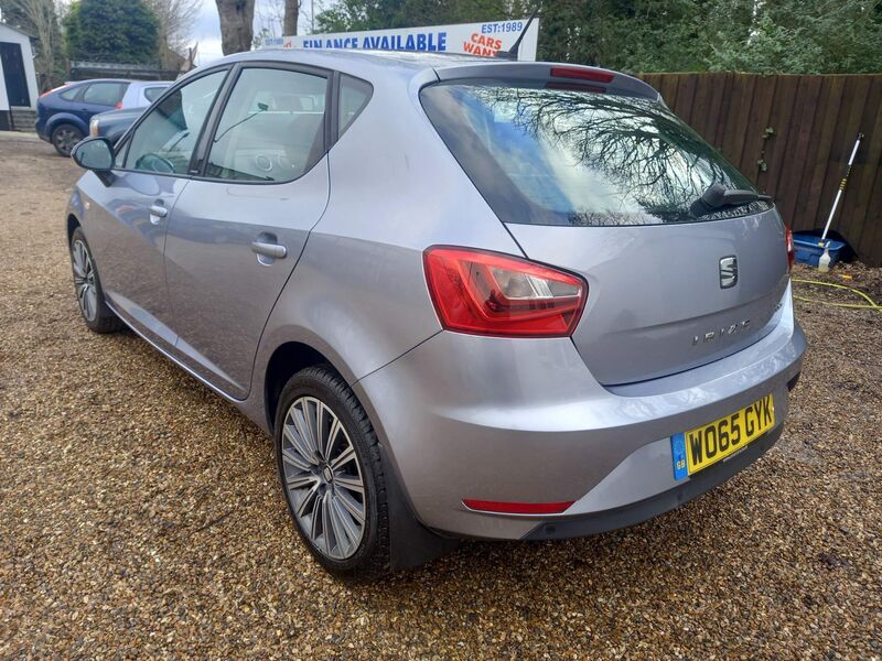 SEAT IBIZA