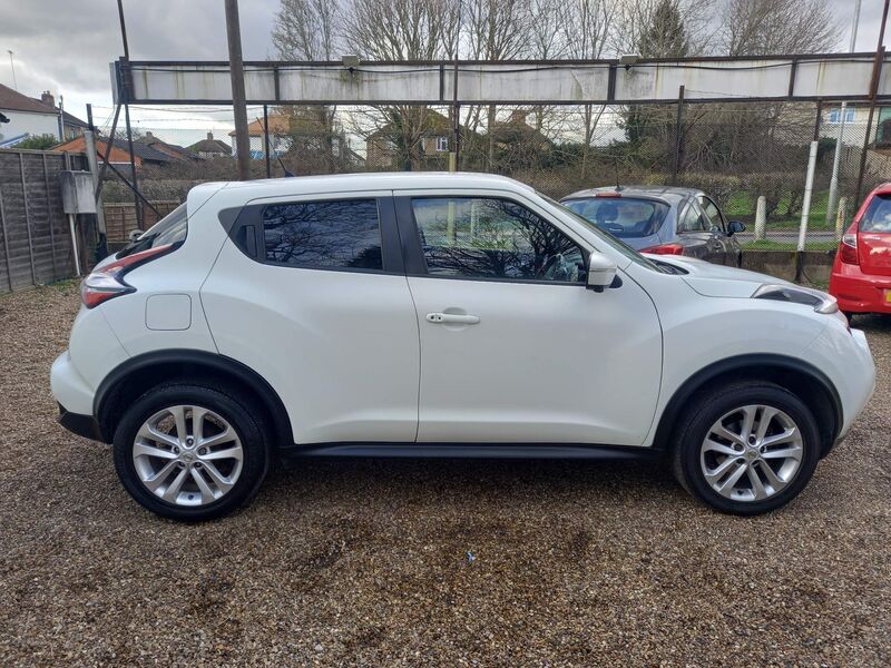 NISSAN JUKE
