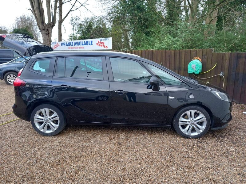 View VAUXHALL ZAFIRA TOURER 1.4i Turbo SRi Nav Euro 6 5dr