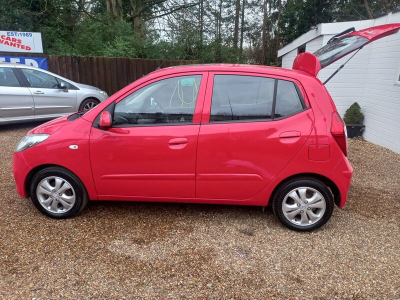 HYUNDAI I10