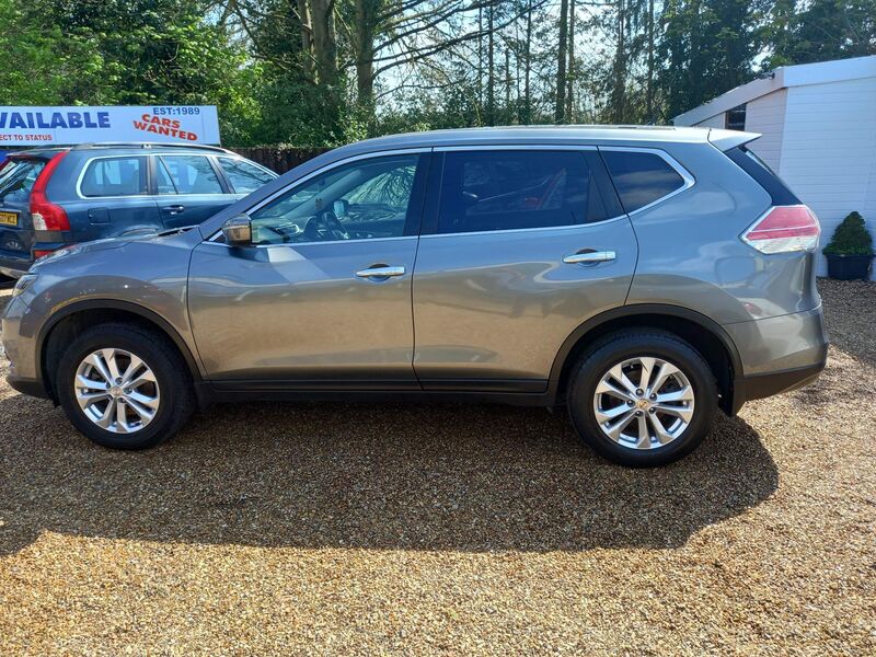 NISSAN X-TRAIL
