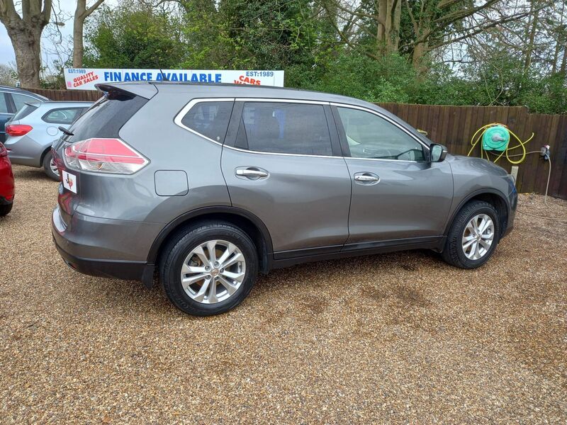NISSAN X-TRAIL