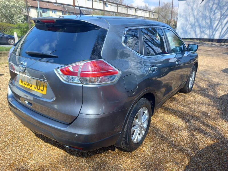 NISSAN X-TRAIL