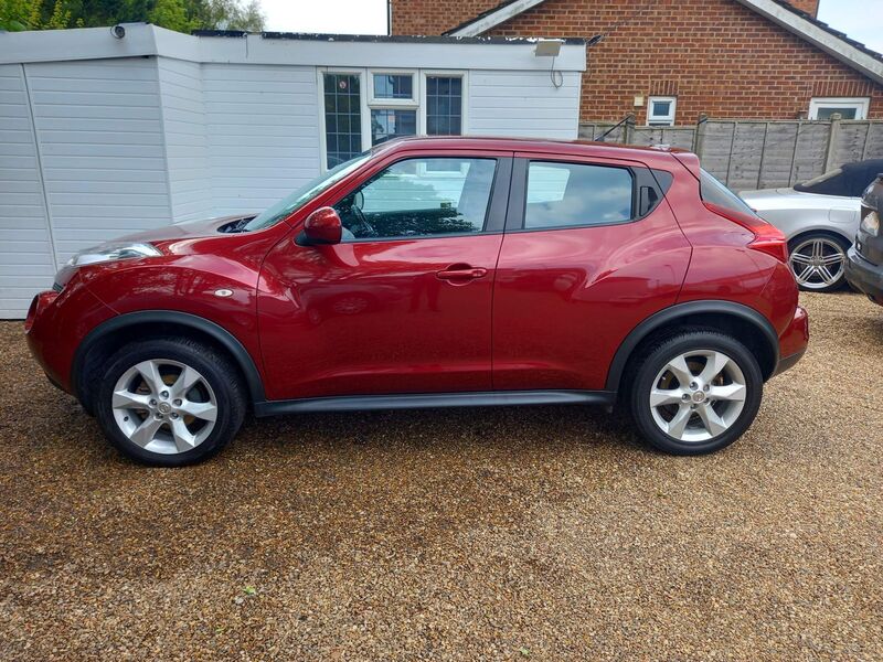 NISSAN JUKE