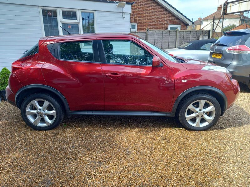 NISSAN JUKE