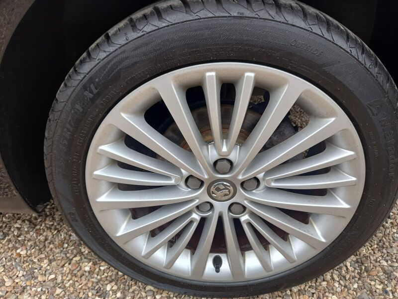 VAUXHALL ASTRA