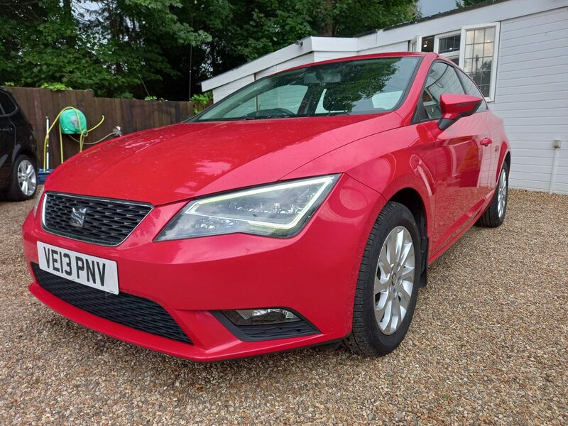 SEAT LEON