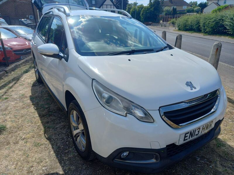 View PEUGEOT 2008 1.2 VTi Active Euro 5 5dr