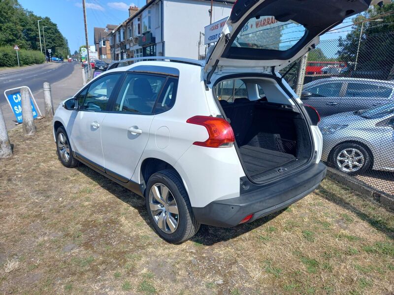 View PEUGEOT 2008 1.2 VTi Active Euro 5 5dr