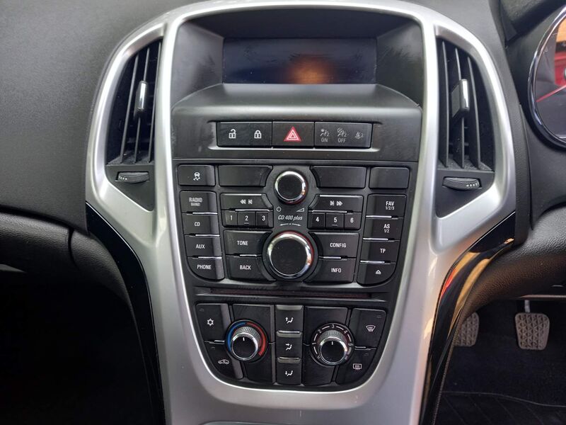 VAUXHALL ASTRA