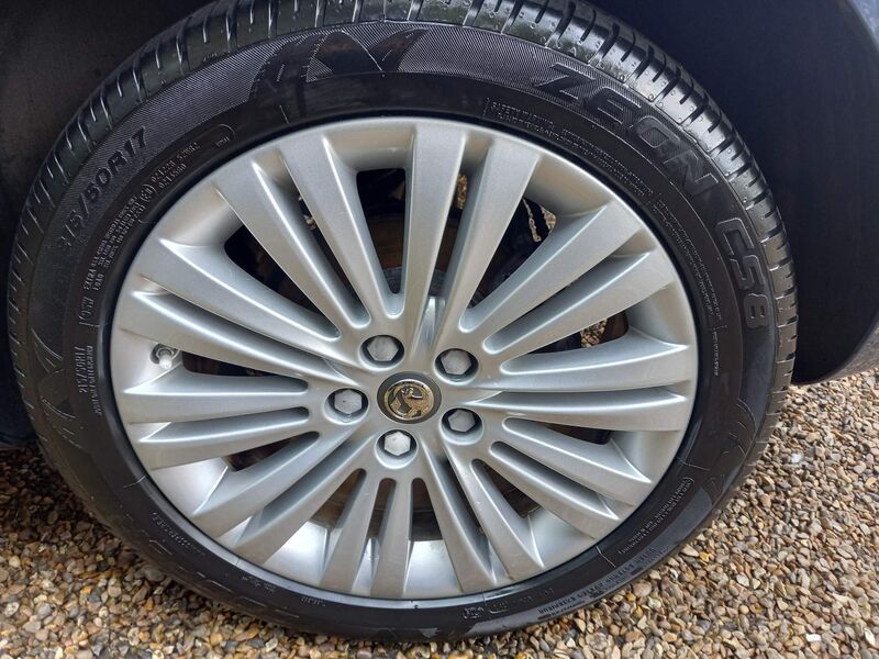 VAUXHALL ASTRA