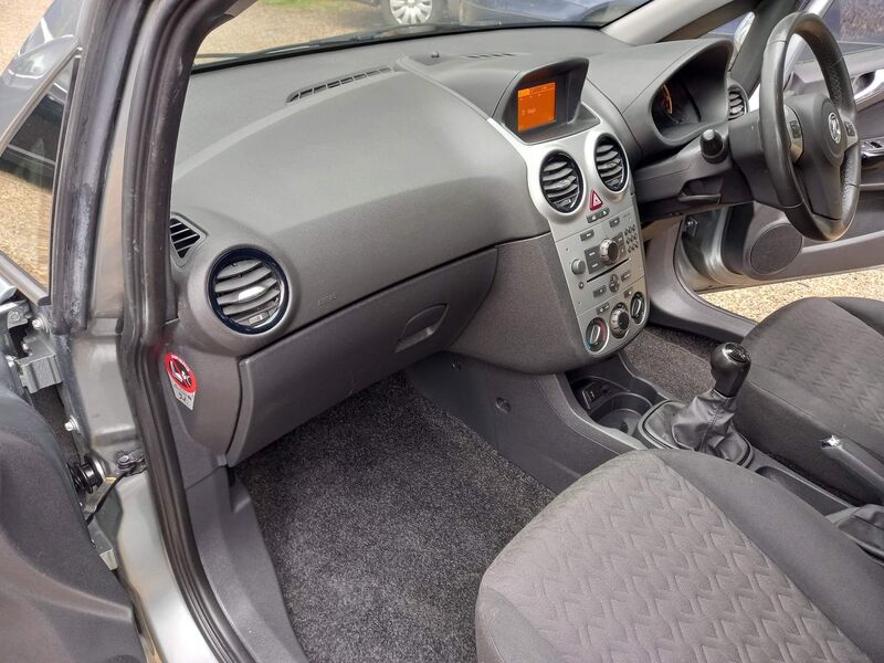 VAUXHALL CORSA