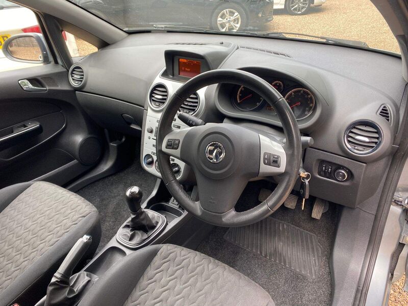 VAUXHALL CORSA