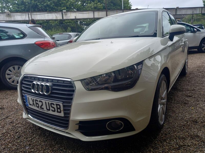 AUDI A1