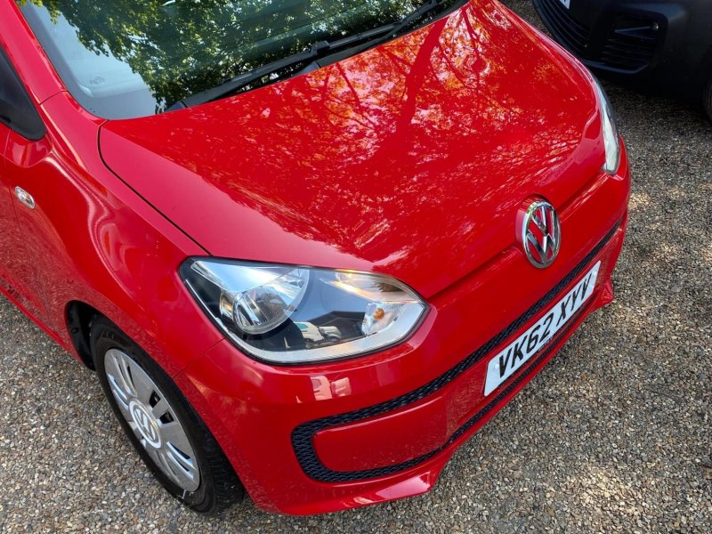 VOLKSWAGEN UP