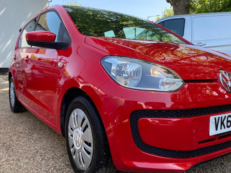 VOLKSWAGEN UP