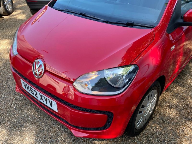 VOLKSWAGEN UP