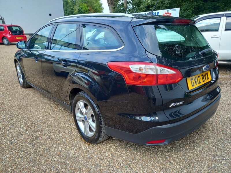 FORD FOCUS