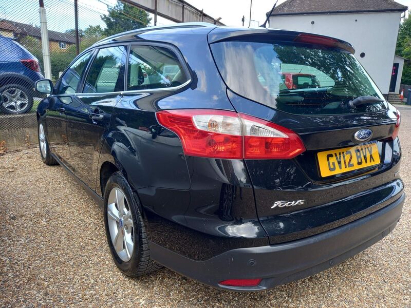 FORD FOCUS