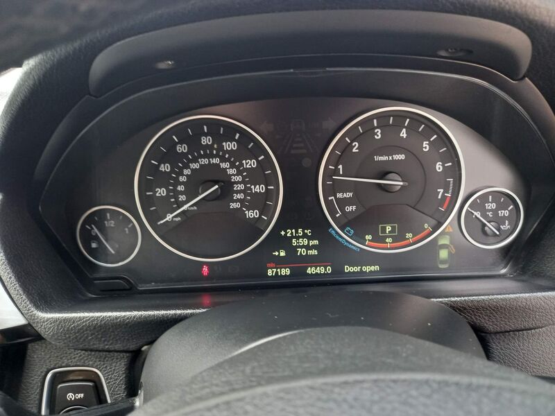 BMW 3 SERIES