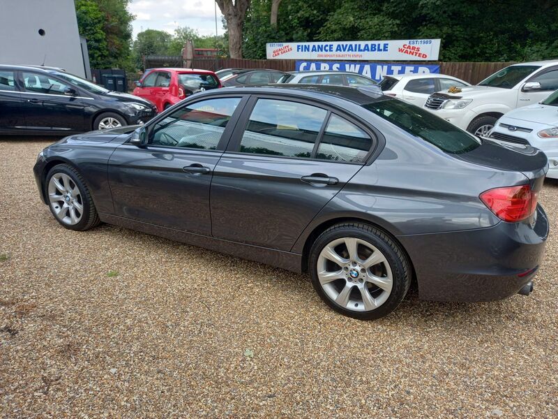 BMW 3 SERIES