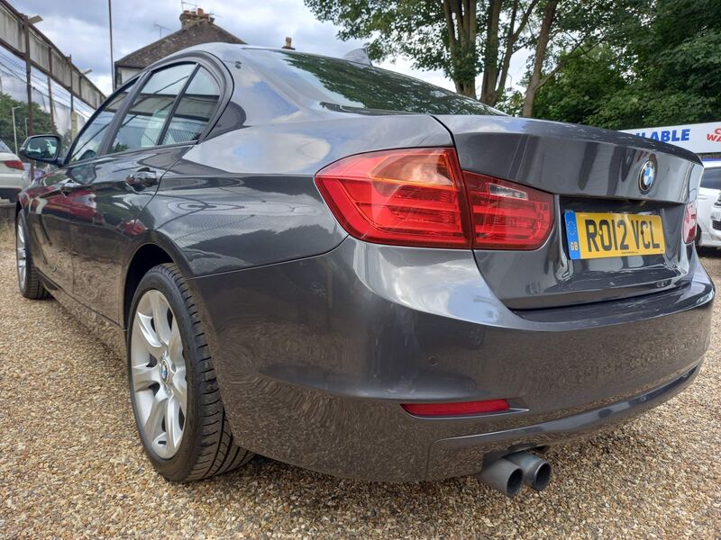 BMW 3 SERIES