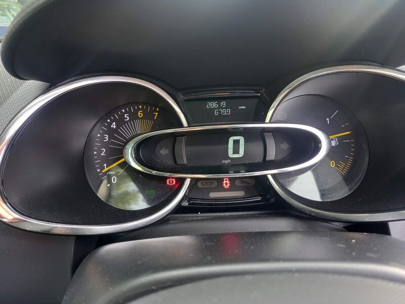 RENAULT CLIO