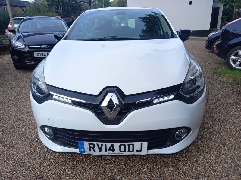 View RENAULT CLIO 0.9 TCe Dynamique MediaNav Euro 5 (s/s) 5dr