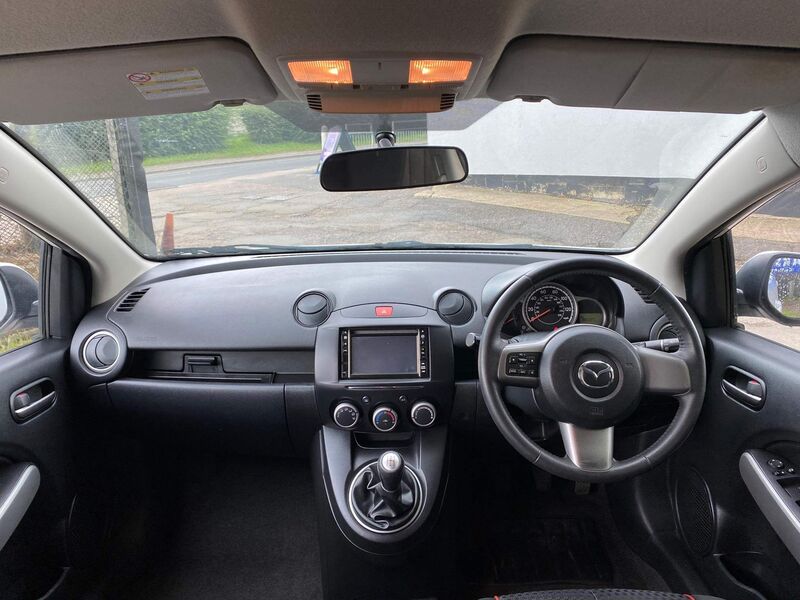 MAZDA MAZDA2
