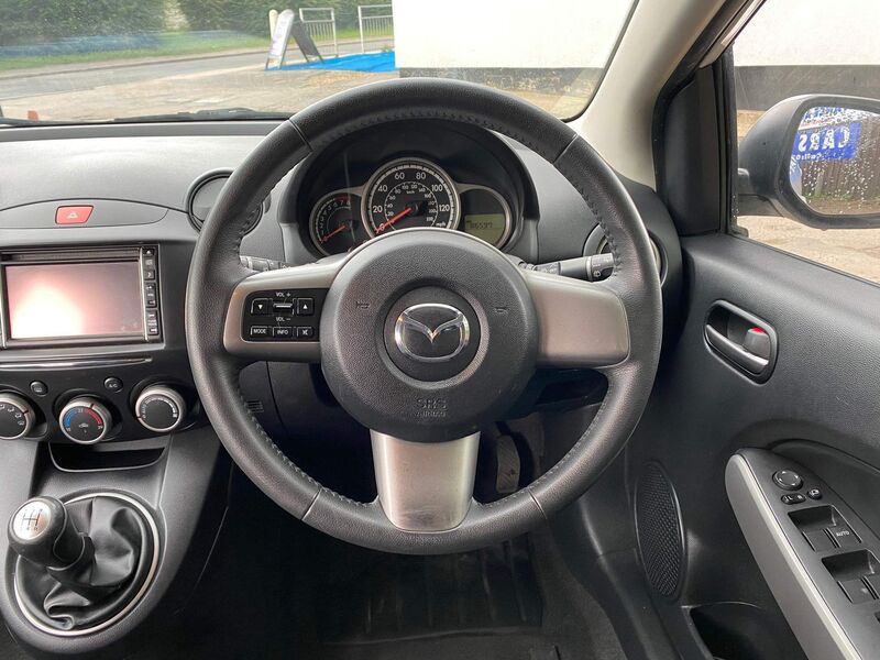 MAZDA MAZDA2
