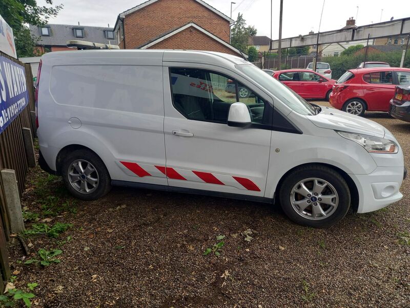 View FORD TRANSIT CONNECT 1.6 TDCi 200 Limited L1 H1 4dr