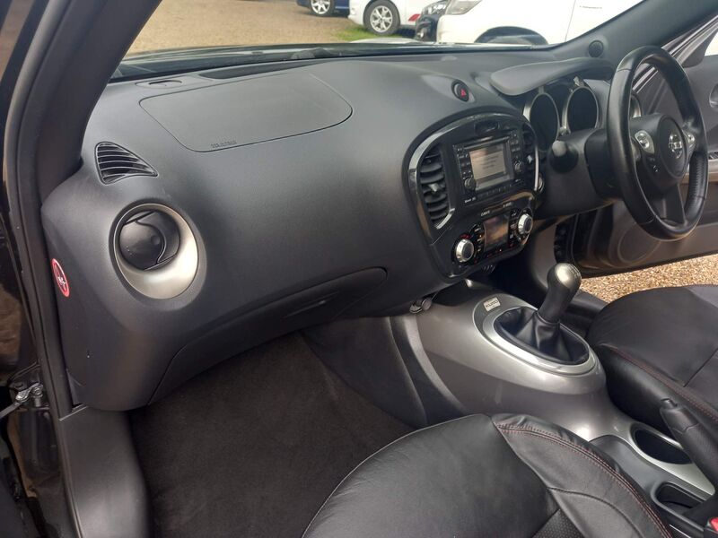 NISSAN JUKE