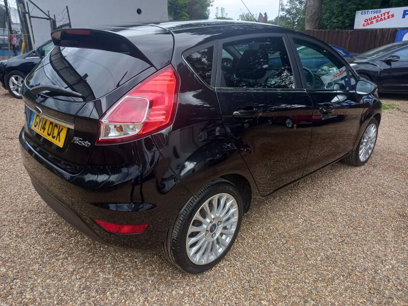 FORD FIESTA
