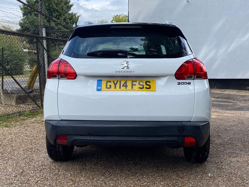 PEUGEOT 2008