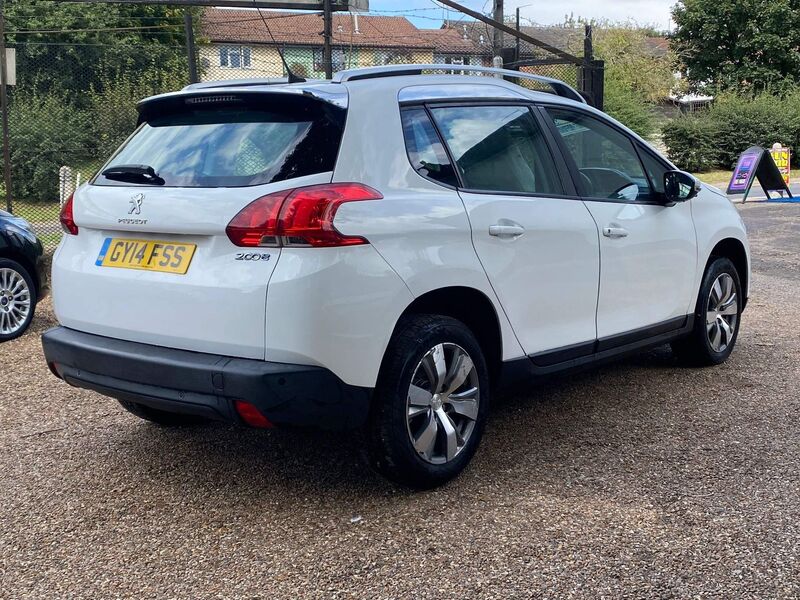 View PEUGEOT 2008 1.2 VTi Active Euro 5 5dr