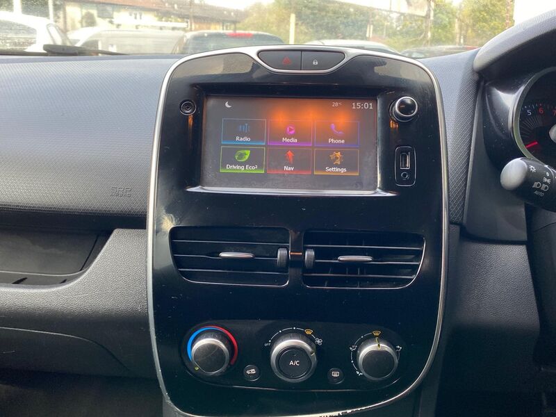 RENAULT CLIO