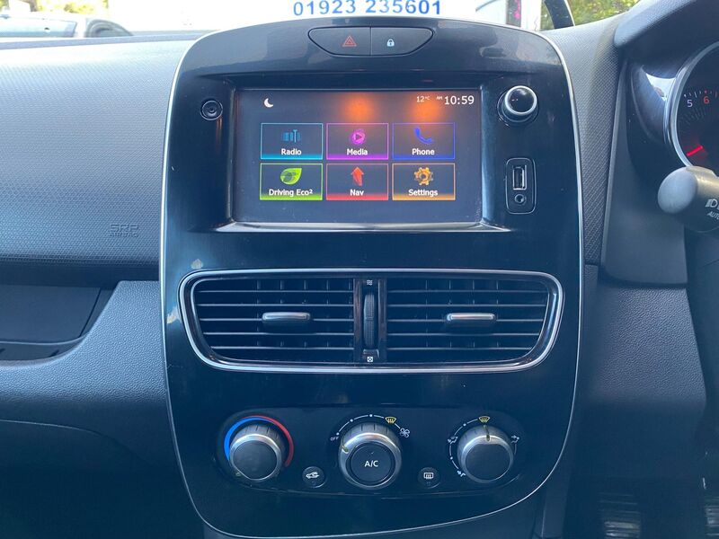 RENAULT CLIO