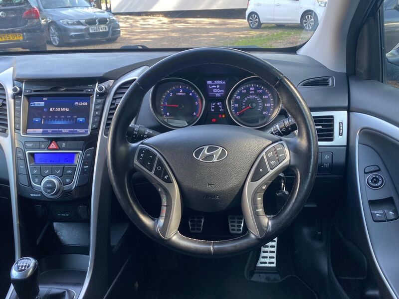 HYUNDAI I30