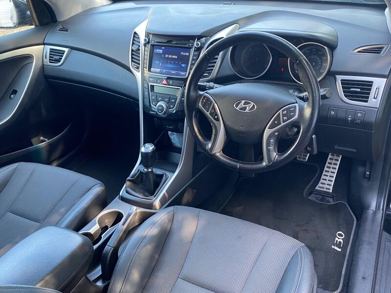 HYUNDAI I30