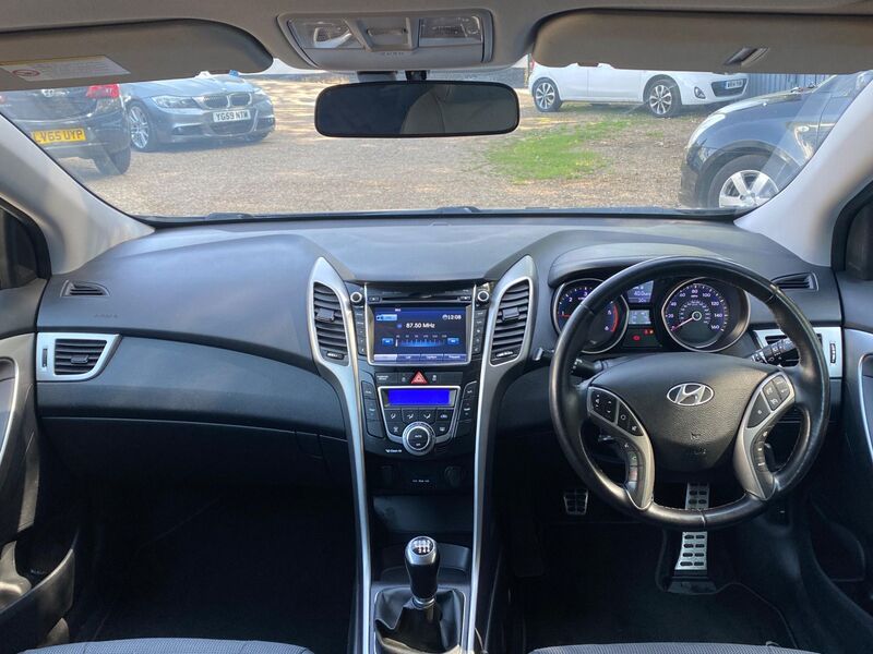 HYUNDAI I30